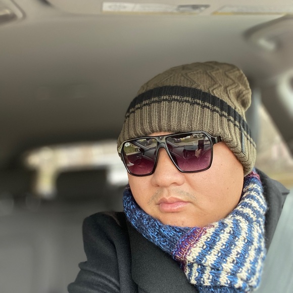 Meet your Posher, Mon - Picture 1 of 1